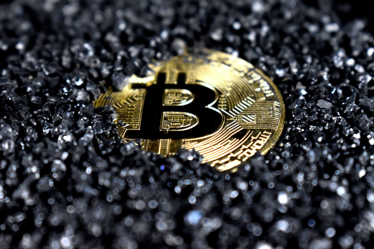 Is The Last Shakeout Second Coming For Bitcoin? Knowledgeable Weighs In
